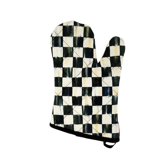 MACKENZIE-CHILDS Courtly Check Bistro Oven Mitt - Picture 5 of 13